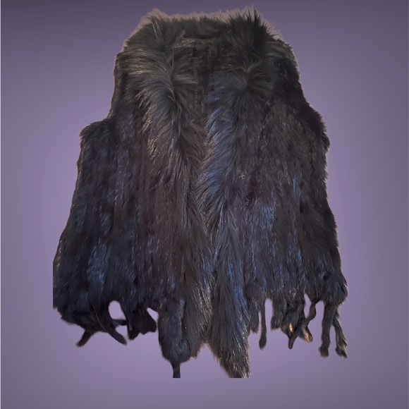 Dolce Cabo Black Knit Fur Vest - Picture 2 of 7